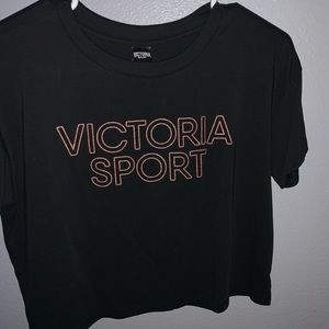 Victoria Sport cropped shirt